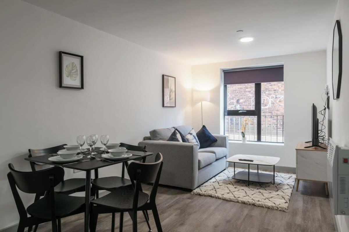 Contemporary 1 Bed Apartment In Liverpool Centre מראה חיצוני תמונה