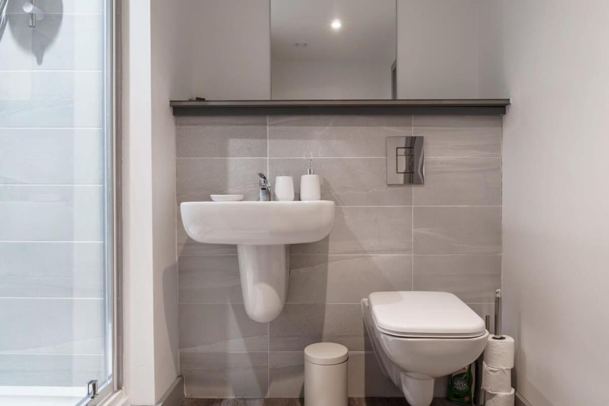 Contemporary 1 Bed Apartment In Liverpool Centre מראה חיצוני תמונה